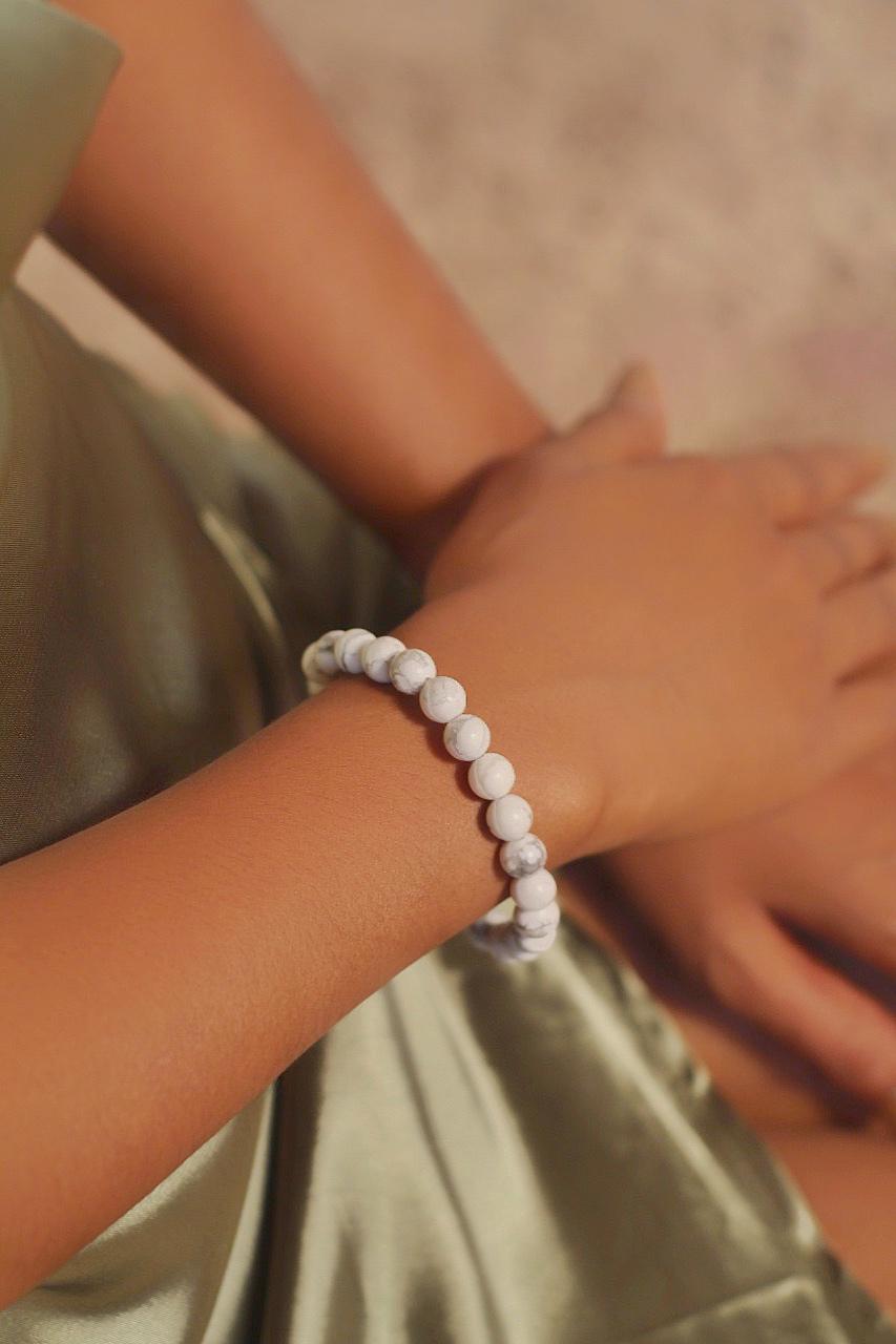 Howlite Bead Bracelet Crystal