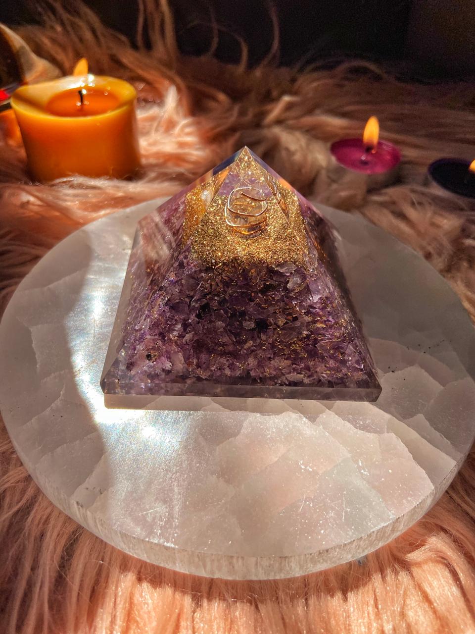 Amethyst Chips Orgonite Pyramid Crystal