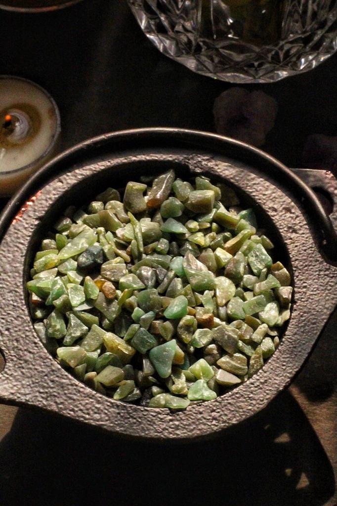 Green Aventurine Chips - 50 Gm Crystal & Stones