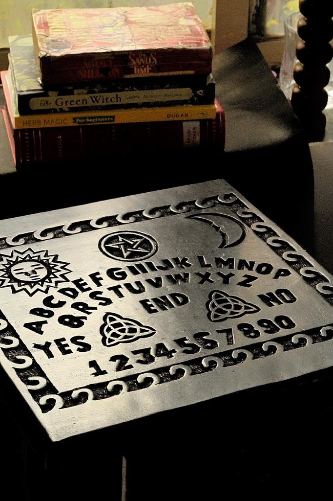 Spirit Board Black Small Altar Table | Altarware