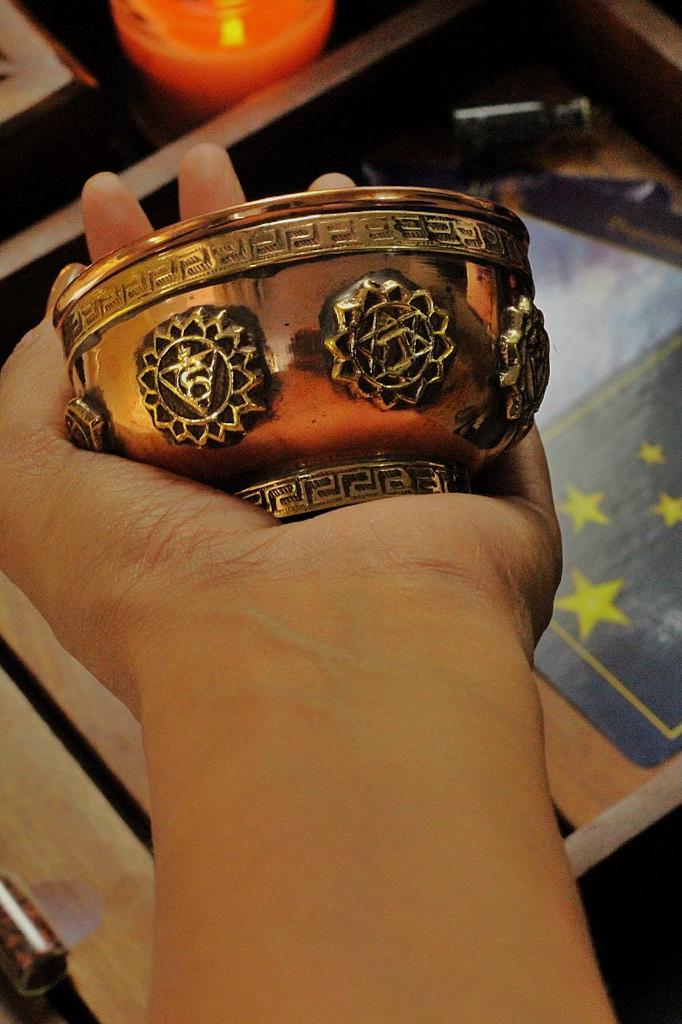 Small Seven Chakra Copper Offering Bowl Altarware | Altar