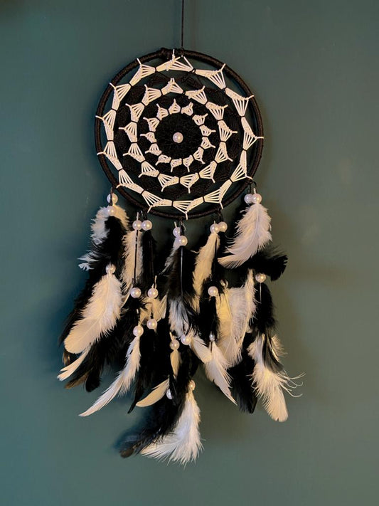 White & Black Thread Dreamcatcher | Dreamcathcer