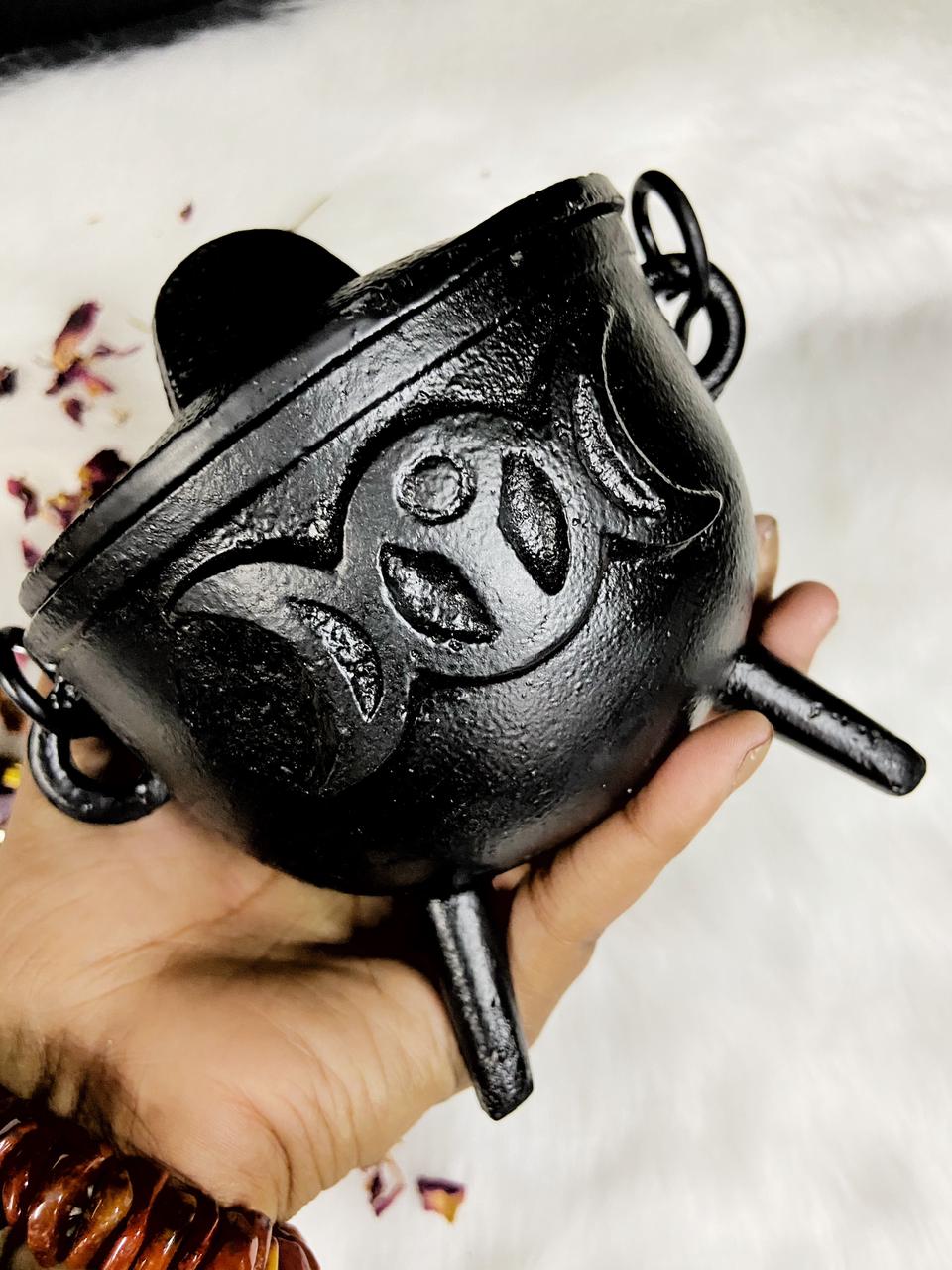 Large Triple Moon Goddess Cast Iron Cauldron With Lid Altarware | Altar