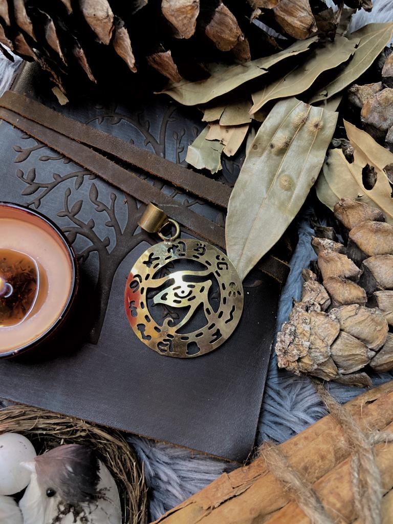 Eye Of Horus Metal Pendant Crystal Jewellery