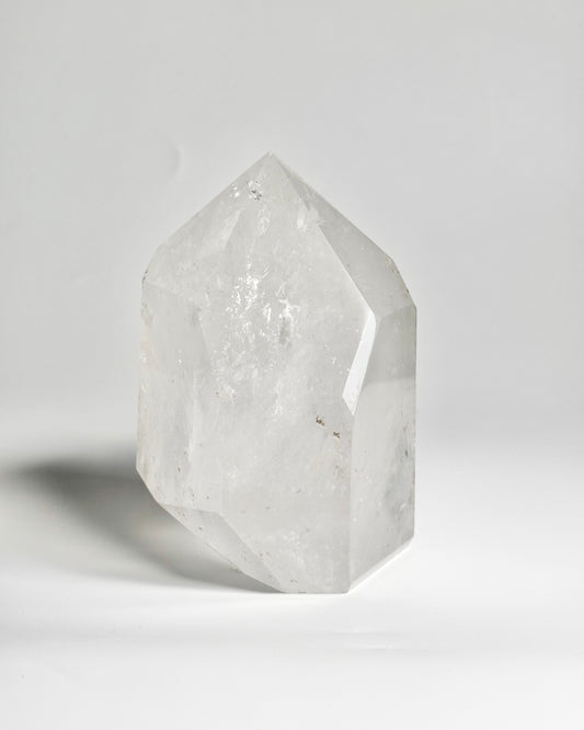 Clear Quartz Free Form – 1.4 Kg | Clarity, Focus & Amplified Intentions