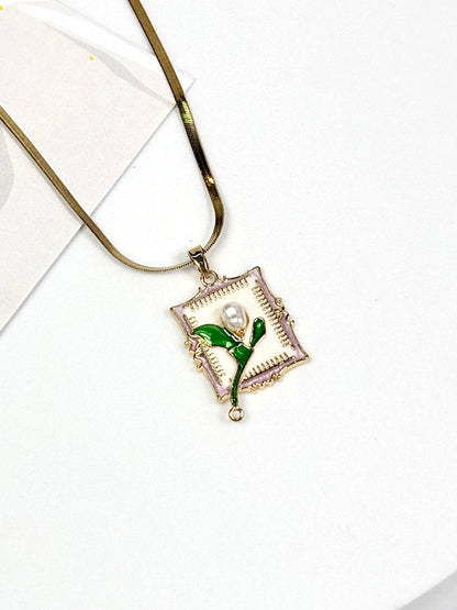 Botanical Pearl Pendant Necklace | Gold-Plated Stainless Steel | The Lilith Store