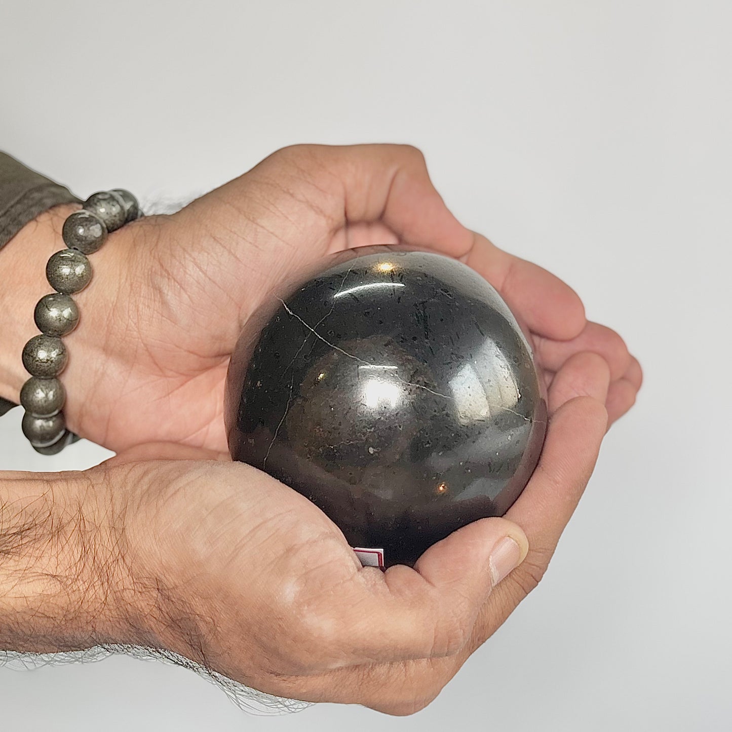 Black Obsidian Sphere 1030 Gm – Grounding & Clarity