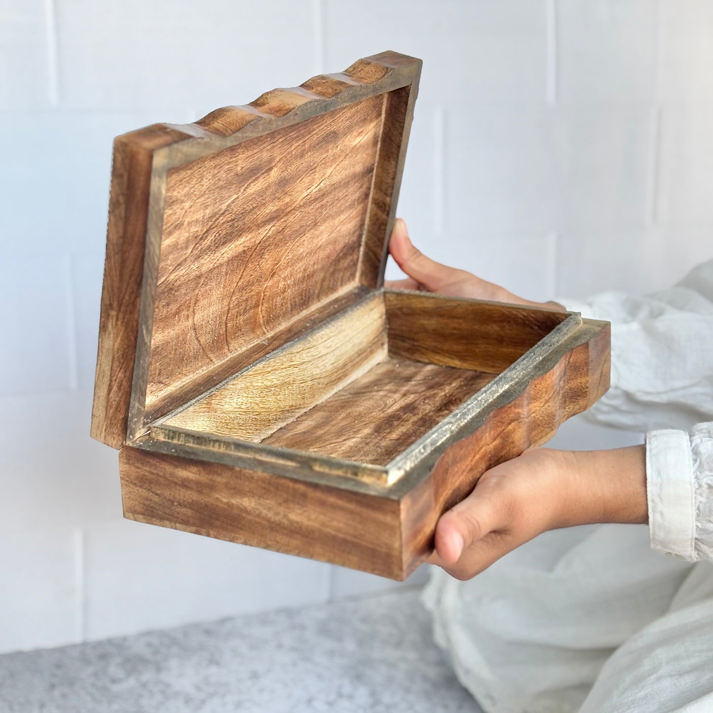 Pentale Craved wooden Box