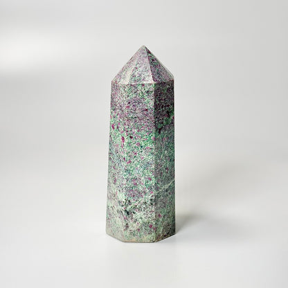 Eight Facet Ruby in Kyanite Tower – 812g -Distinctive Colour & Balanced Form