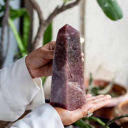 Strawberry Quartz XXL Tower - 800 Gm | Helps with Feeling of Stress, Depression & worry