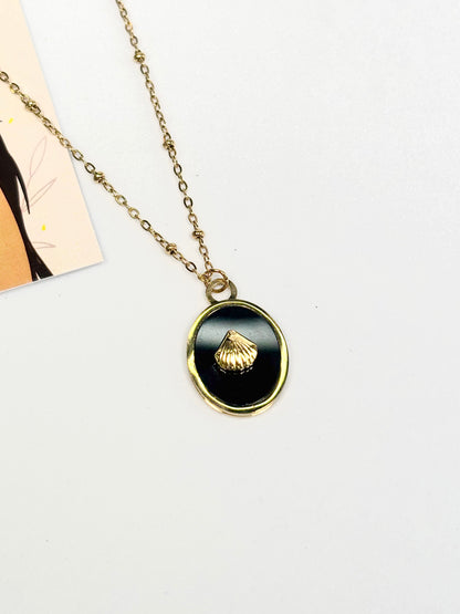 Vintage Shell Pendant Necklace | Gold-Plated Stainless Steel | The Lilith Store