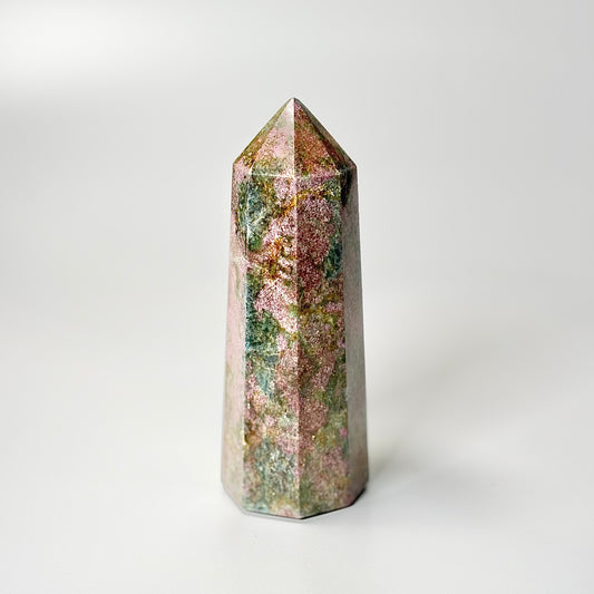 Eight Facet Ruby in Kyanite Tower – 597g -Distinctive Colour & Balanced Form