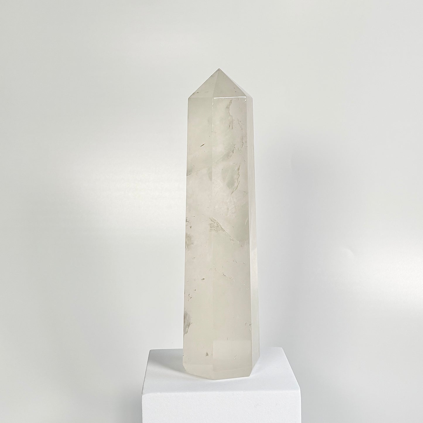 Clear Quartz Six-Facet Tower – 837g - Amplify Energy • Clarity of Mind • Spiritual Alignment