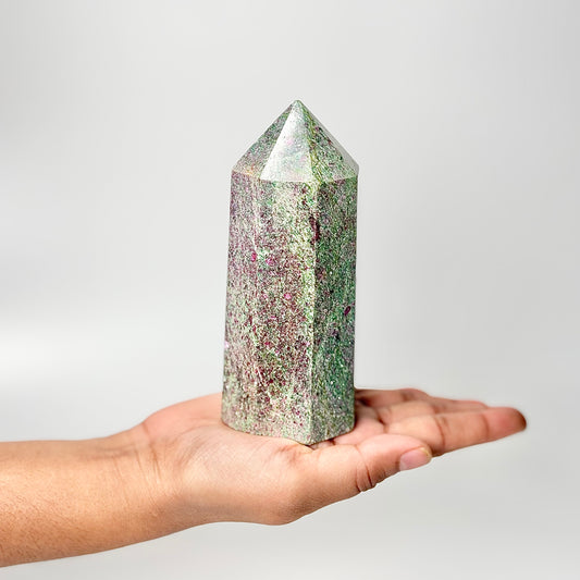 Eight Facet Ruby in Kyanite Tower – 668g -Distinctive Colour & Balanced Form