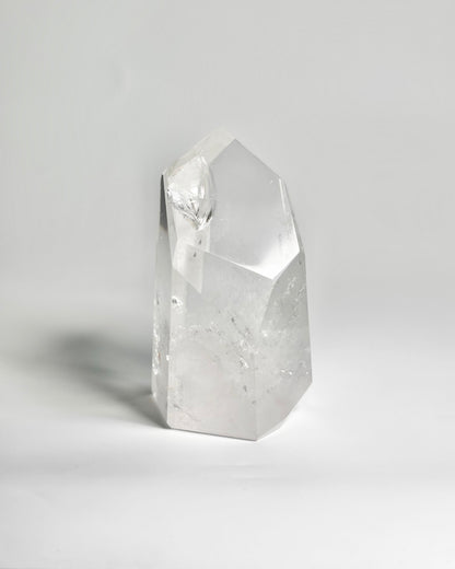 Clear Quartz Free Form – 800 Gm | Clarity, Focus & Amplified Intentions