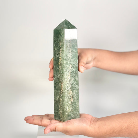 Green Strawberry Quartz Six-Facet Tower – 1384g - Heart Chakra • Uplift the Spirit • Attract Harmony