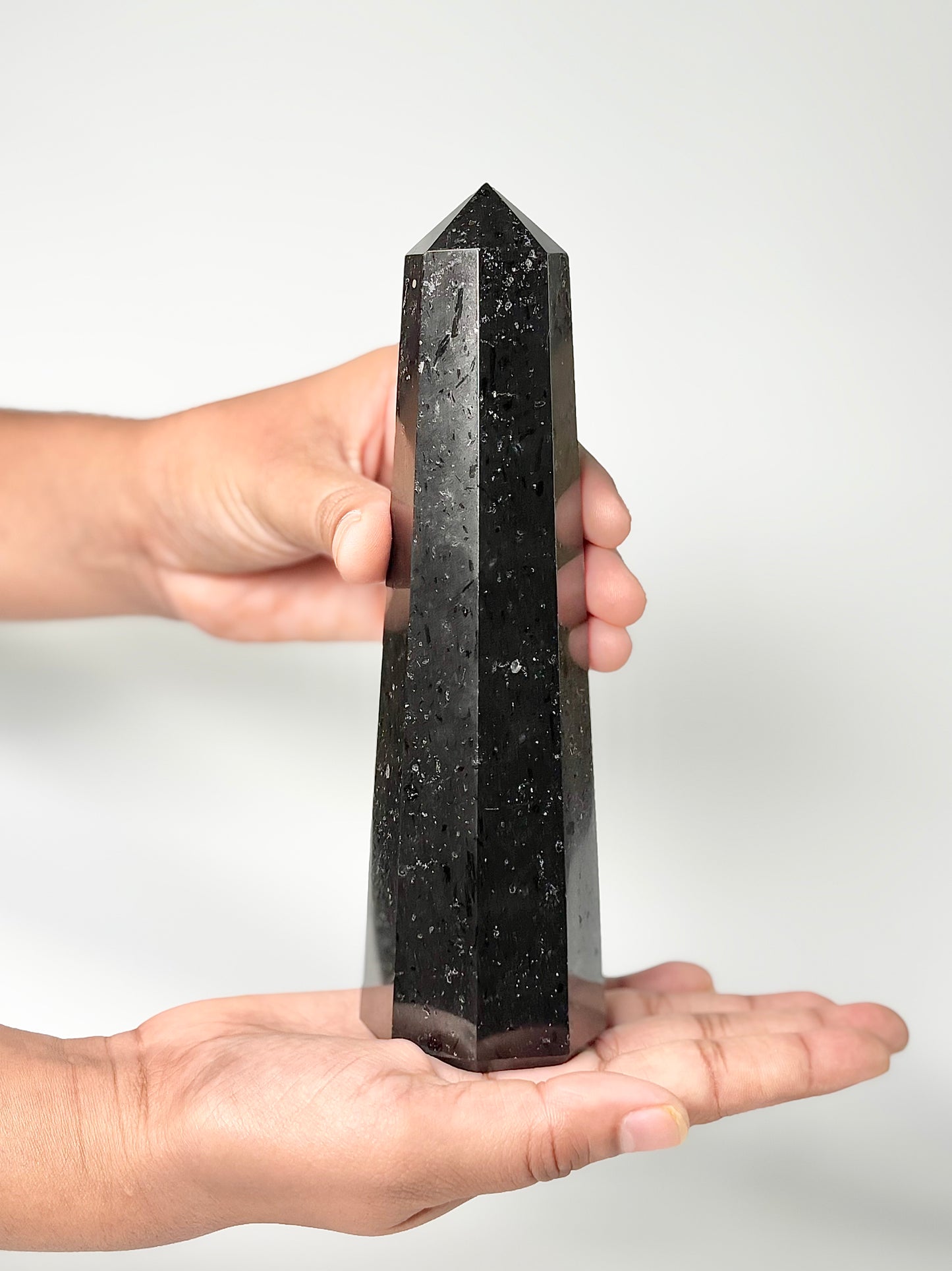 Eight Facet Black Tourmaline Tower – 1.3 kg - Bold Presence & Timeless Design