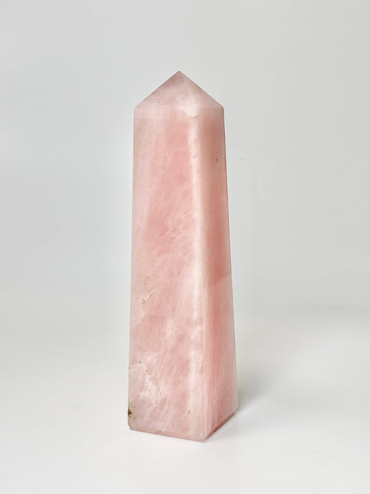 Four Facet Rose Quartz Tower – 630g - Soft Elegance & Balanced Design