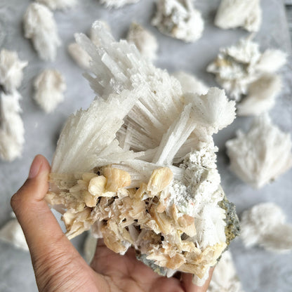 Scolecite with stilbite inclusion Cluster - 624 Gm | Foster kindness and empathy and enhances Spiritual journey