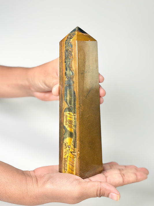 Four Facet Tiger’s Eye Tower – 692g - Focus, Confidence & Style