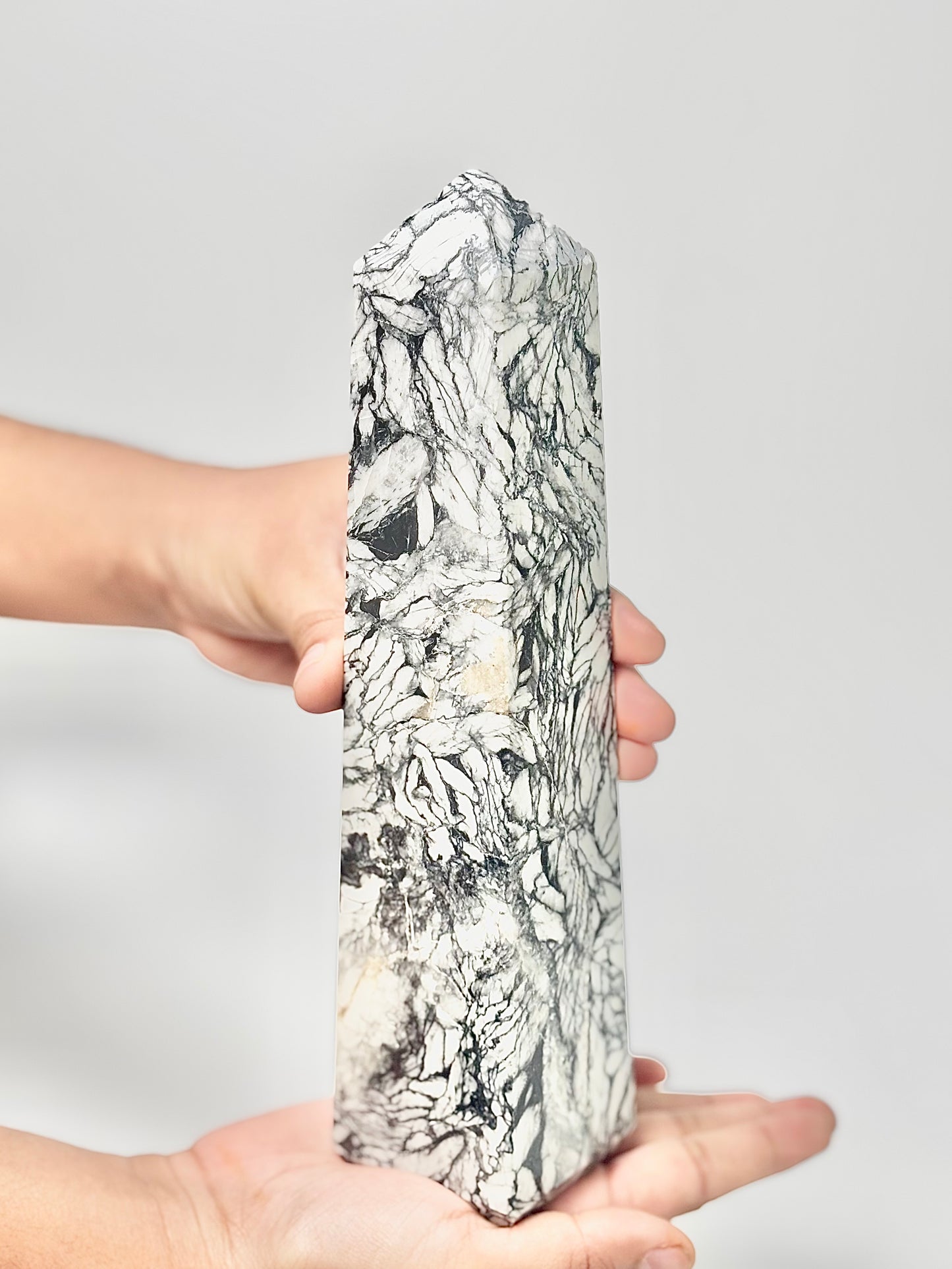 Four-Facet Pinolite Tower 1137g – Rare Stone of Calm & Clarity