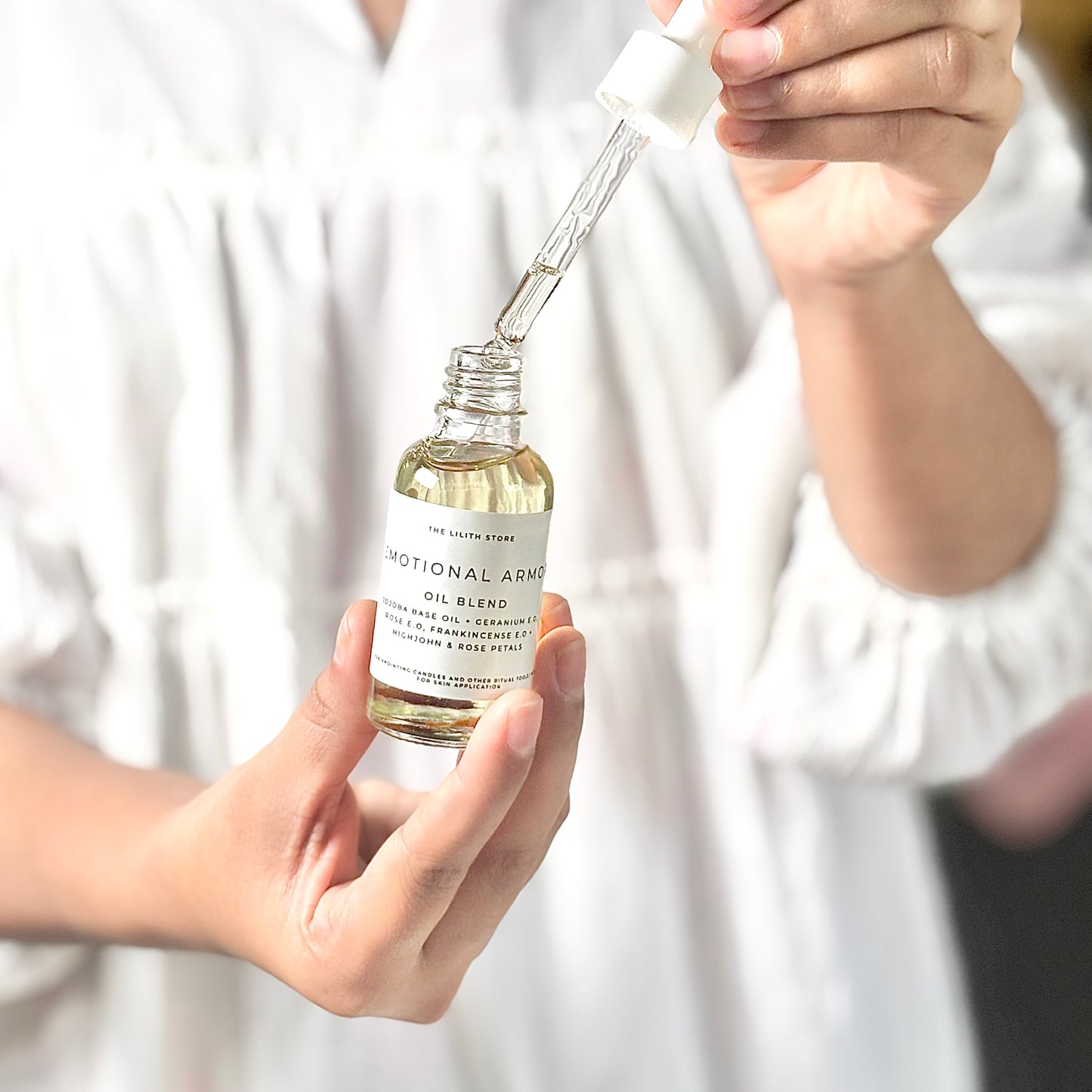 Emotional Armor Oil Blend – Energetic Protection & Heart Soothing