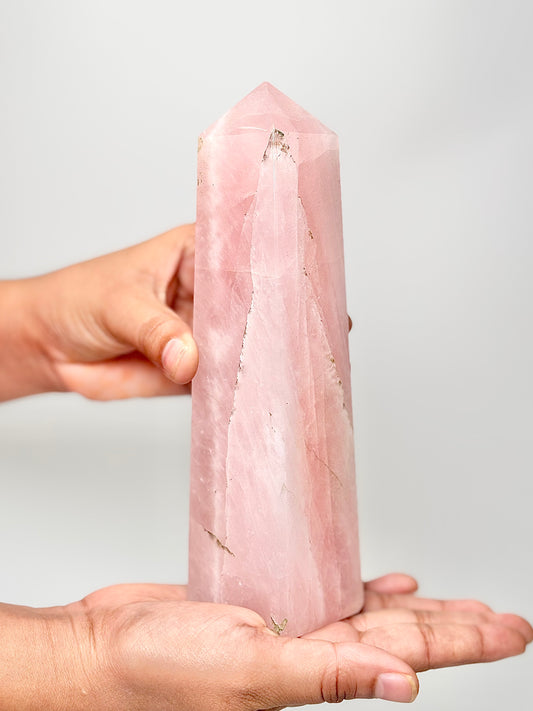 Four Facet Rose Quartz Tower – 630g - Soft Elegance & Balanced Design