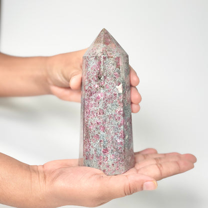 Eight Facet Ruby in Kyanite Tower – 760g -Distinctive Colour & Balanced Form
