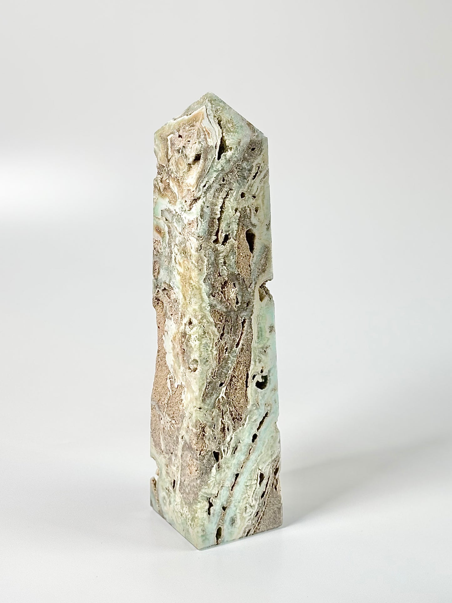 Blue Aragonite Four-Facet Tower 2.3 Kg – Calming Energy & Emotional Healing