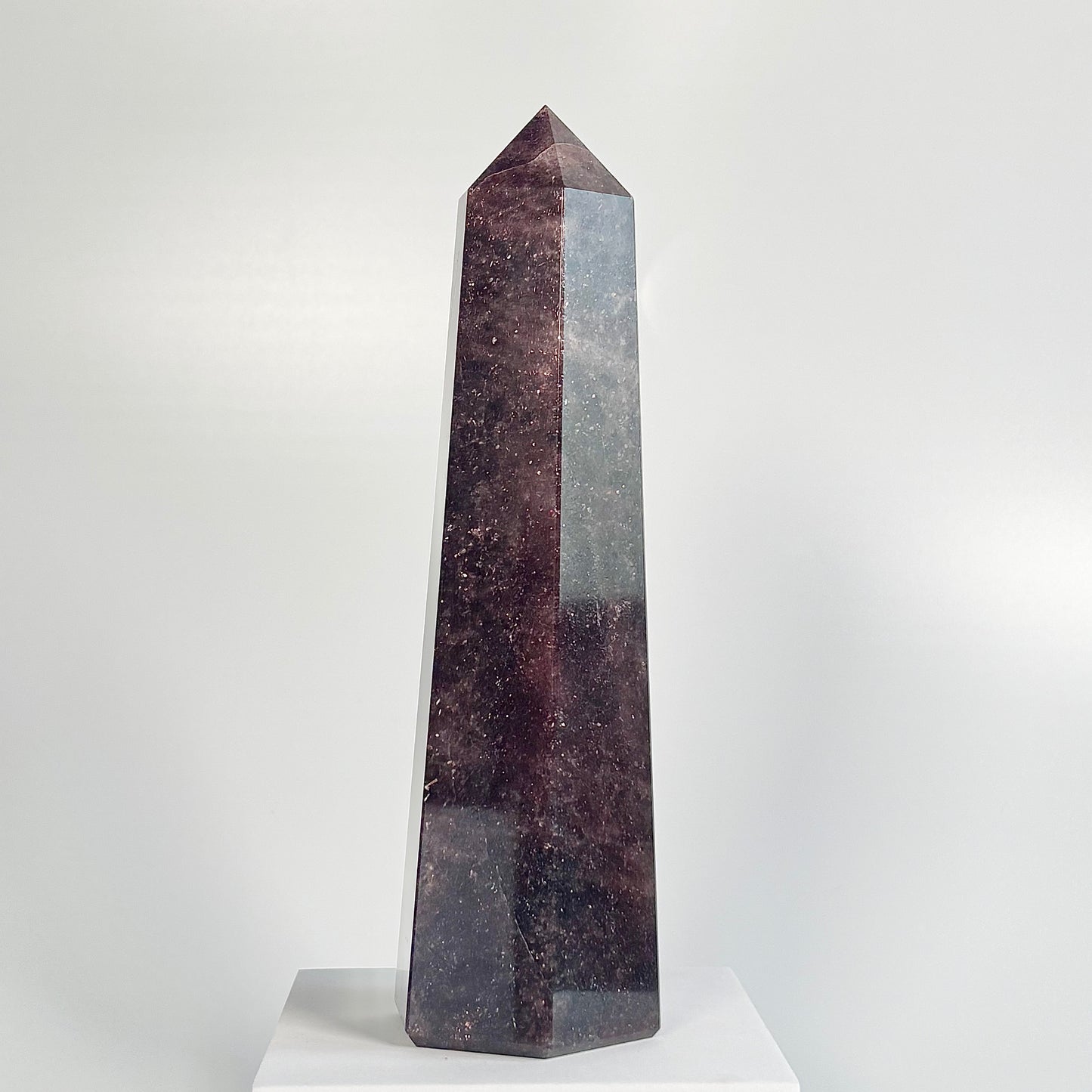 Strawberry Quartz Six -Facet Tower – 750g - Heart Chakra • Radiate Love • Embrace Joy
