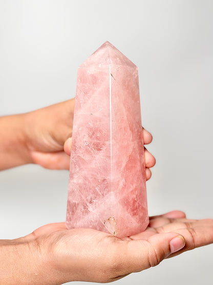 Four Facet Rose Quartz Tower – 480g - Soft Elegance & Balanced Design