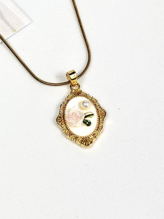 Vintage Floral Pendant Necklace | Gold-Plated Stainless Steel | The Lilith Store