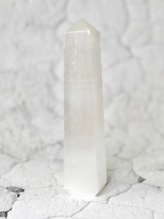 Four Facet Selenite Tower – 370g - Soft Glow & Balanced Form