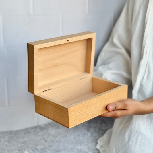 Steam Beech Woodeen Box | Perfect for Storing Tarot Cards and Crystals | Small