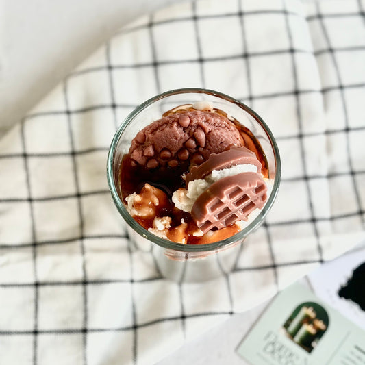 Coffee & Vanilla Topped with Cookie and waffle Dessert Decorative soy scented Candle