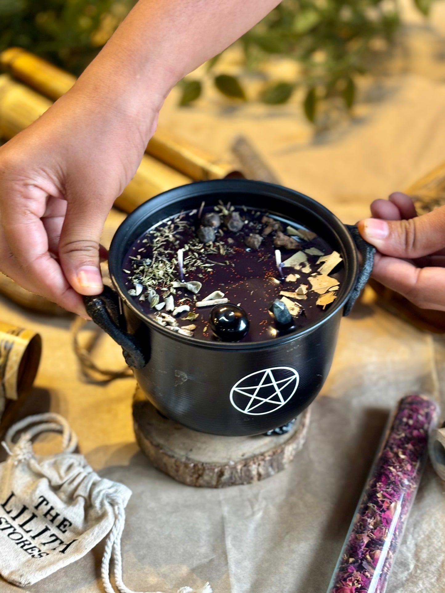 Protection Cauldron Candle with Pentacle Print