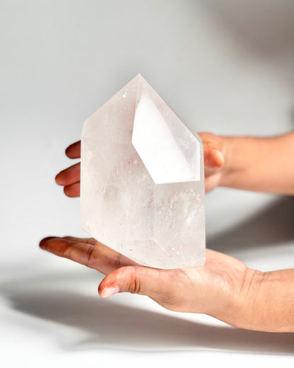 Clear Quartz Free Form – 1.4 Kg | Clarity, Focus & Amplified Intentions