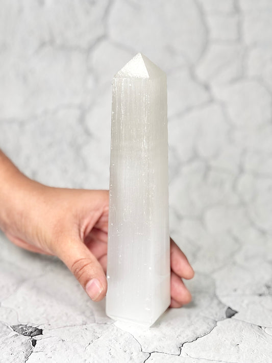Four Facet Selenite Tower – 333g - Soft Glow & Balanced Form