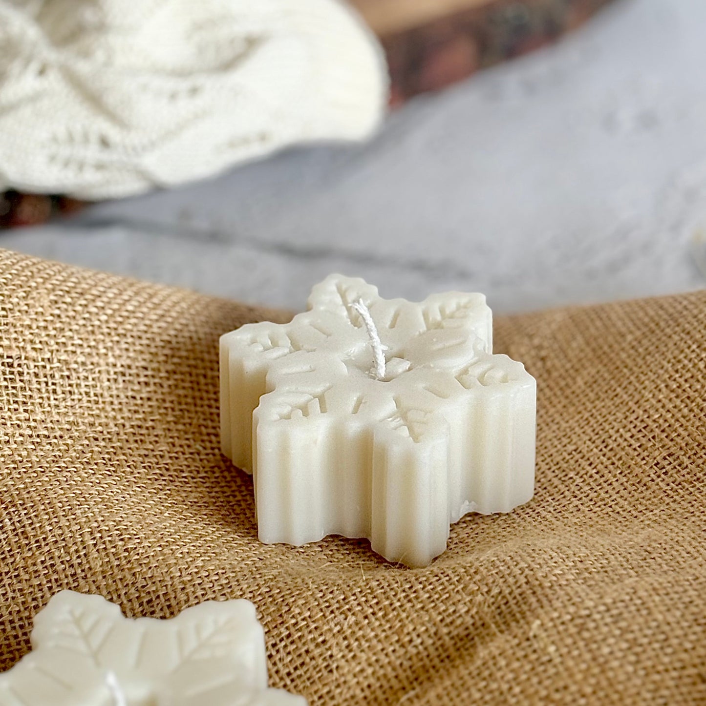 Snowflake Decorative Soy Scented Candle | Pack of 2
