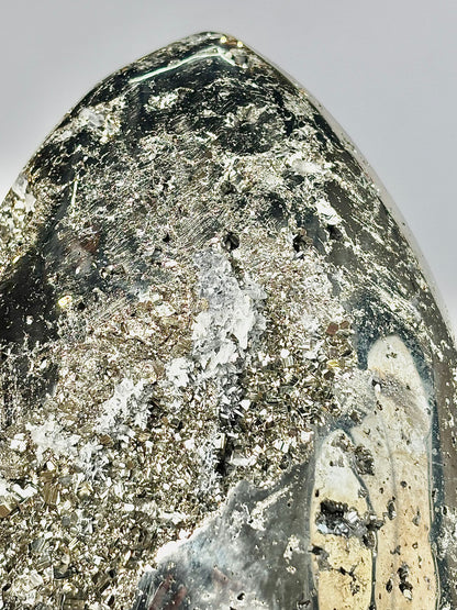 Extra Large Peruvian Pyrite Druzy Egg Carving 8.1 Kg – Abundance & Prosperity