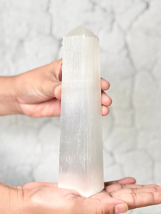 Four Facet Selenite Tower – 370g - Soft Glow & Balanced Form