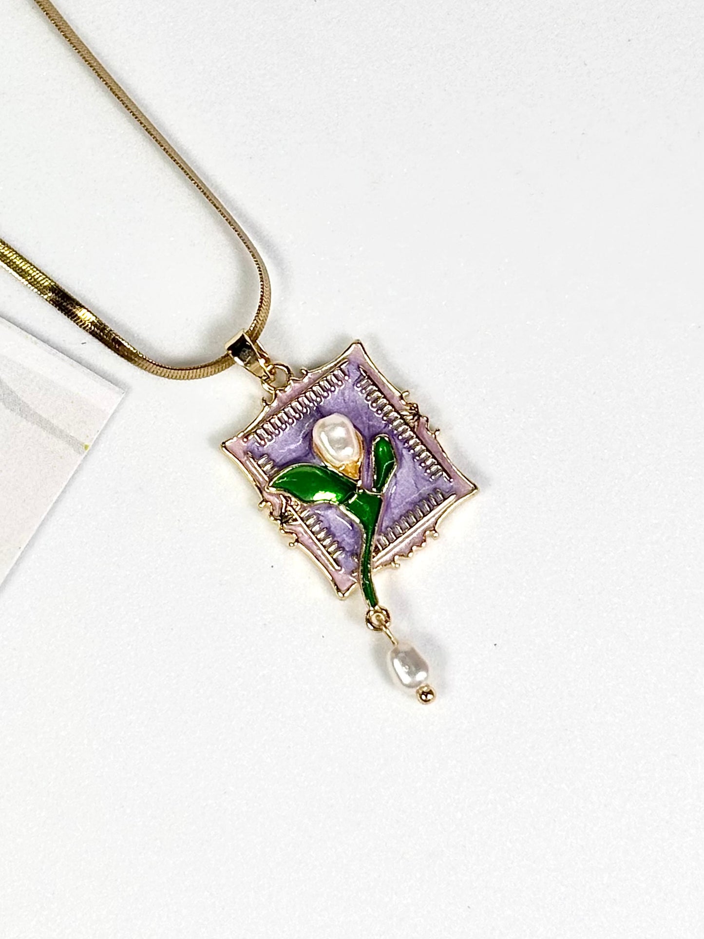 Botanical Pearl Pendant Necklace | Gold-Plated Stainless Steel | The Lilith Store