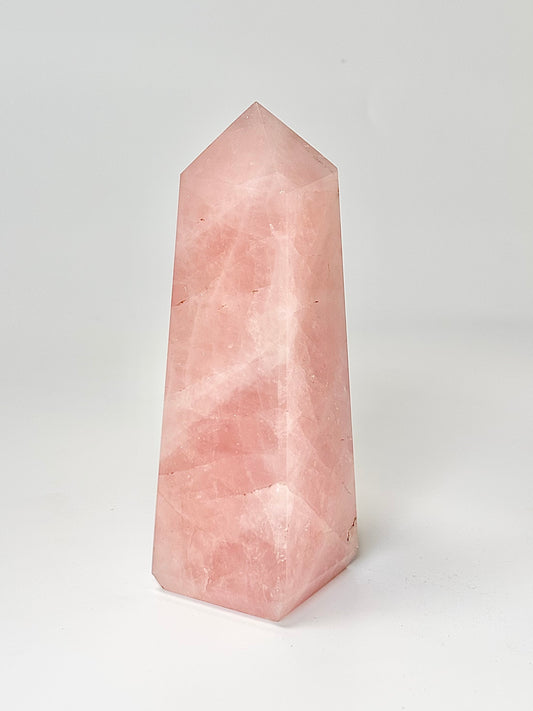 Four Facet Rose Quartz Tower – 480g - Soft Elegance & Balanced Design