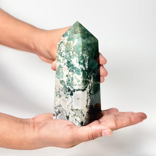 Four Facet Moss Agate Tower – 566g - Nature-Inspired Calm & Grounded Beauty