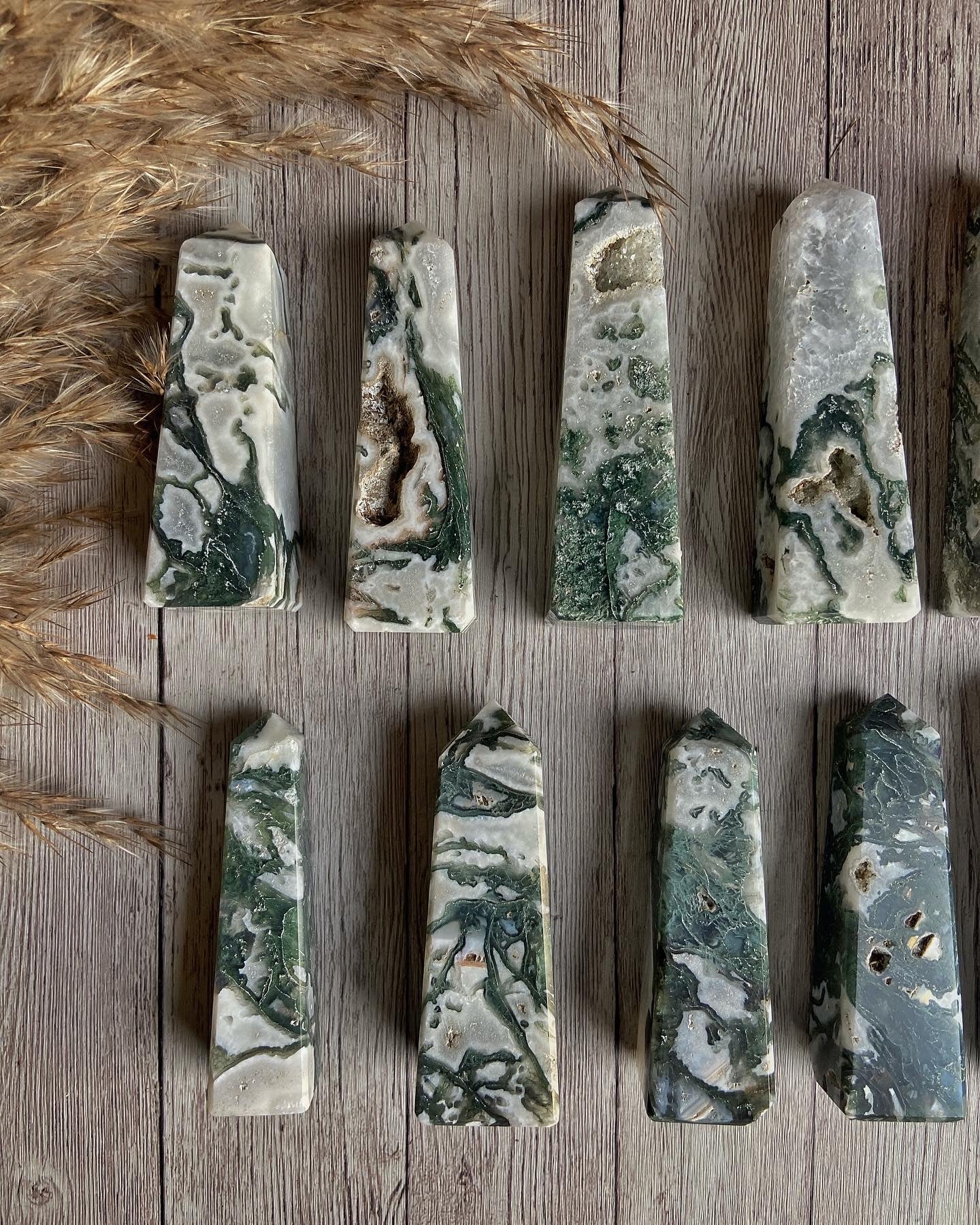 Moss Agate Point Crystal & Stones