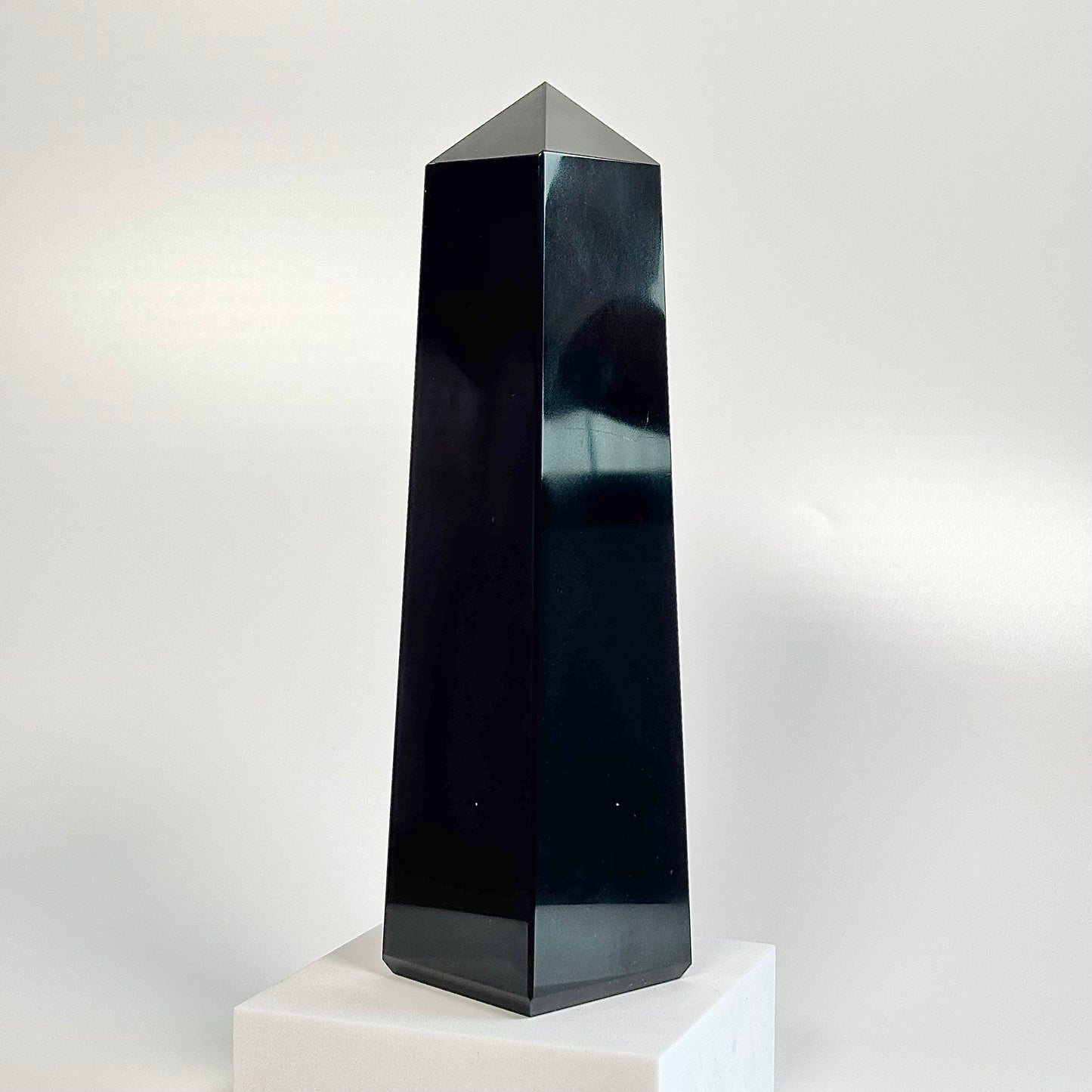 Black Obsidian Four-Facet Tower – 1025g - Ground • Shield • Release