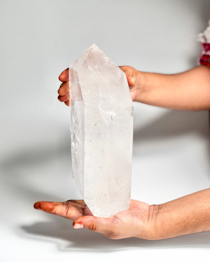 Clear Quartz Free Form – 2.9 Kg | Clarity, Focus & Amplified Intentions
