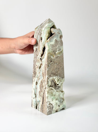 Blue Aragonite Four-Facet Tower 2.1 Kg – Calming Energy & Emotional Healing