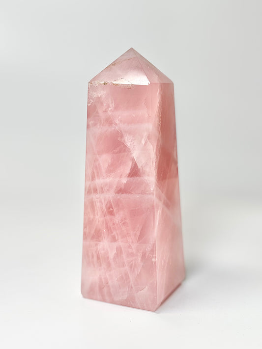 Four Facet Rose Quartz Tower – 820g - Soft Elegance & Balanced Design