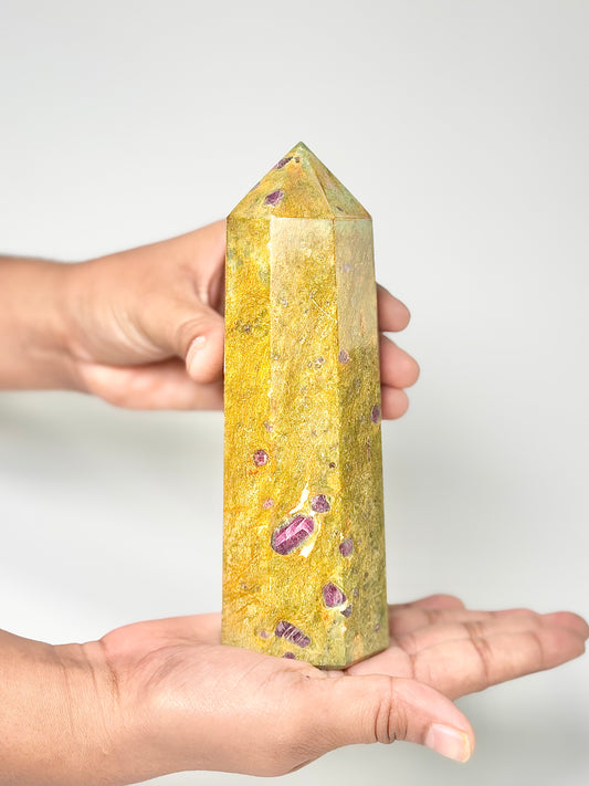 Eight Facet Ruby in Zoisite Tower – 698g - Vivid Colour & Balanced Design